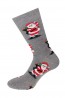Мужские серые хлопковые носки  с новогодним принтом Melle 34 дед мороз с подарком - фото 1