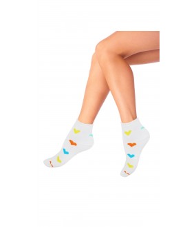 Женские средние хлопковые носки с принтом разноцветные сердца
