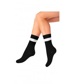 Женские черные хлопковые носки с белой полоской