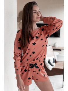 Персиковая пижама с шортами и принтом звезды