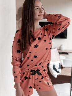 Персиковая пижама с шортами и принтом звезды