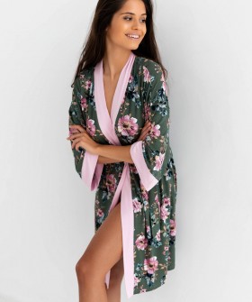 Женский запашной халат с цветочным принтом