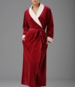 Длинный бордовый теплый женский халат из хлопка