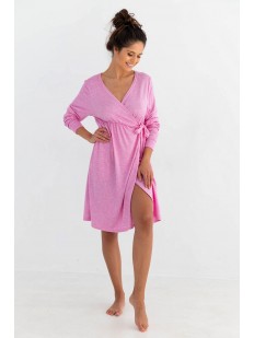 Розовый женский халат с длинным рукавом 