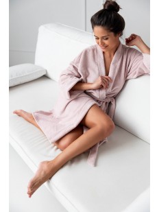 Женский банный халат на запахе с поясом