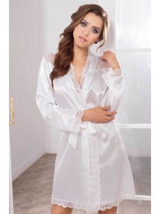 Атласный женский белый халат с кружевной отделкой