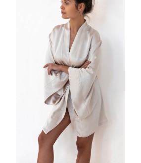 Короткий сатиновый халат кимоно