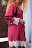 Женский халат на запахе с длинными рукавами и кружевной окантовкой Opium k-7 бордовый - фото 3