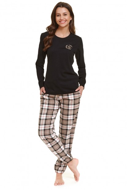 Женская хлопковая пижама с клетчатыми брюками и черным лонгсливом Doctor nap pm.5202  - фото 1