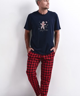 Мужская пижама с футболкой и брюками в клетку
