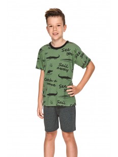 Зеленая пижама для мальчика с шортами