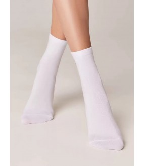 Классические женские носки из хлопка с сердечком на щиколотке