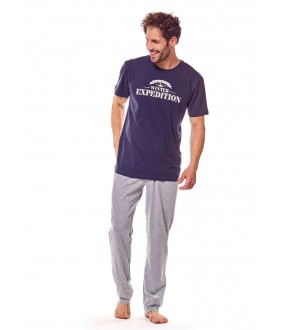 Хлопковая мужская пижама со свободными брюками и футболкой