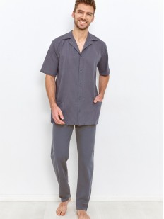 Мужская пижама из хлопка с брюками и рубашкой с коротким рукавом