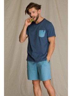 Летняя мужская пижама с шортами и футболкой в полоску с нагрудным карманом