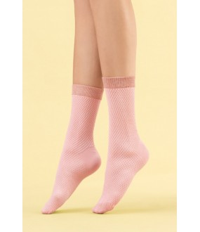 Высокие капроновые женские носки нежно-розового оттенка 60 den