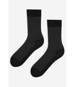 Черные хлопковые мужские носки в полоску