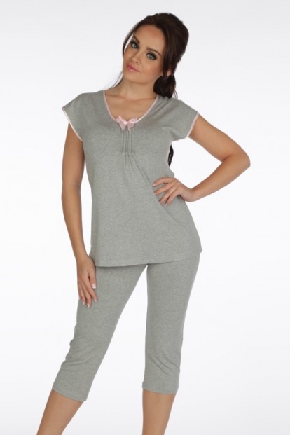 Трикотажная женская пижама с футболкой и бриджами De Lafense 884 Visa - фото 1