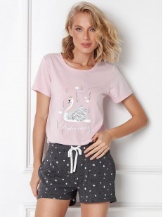 Летняя женская пижама из хлопка: шорты и розовая футболка с рисунком лебедь