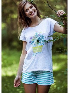 Хлопковая женская пижама в полосочку с футболкой и шортами