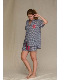 Клетчатая женская пижама: шорты и рубашка с коротким рукавом