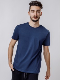 Синяя мужская футболка из хлопка с круглым вырезом