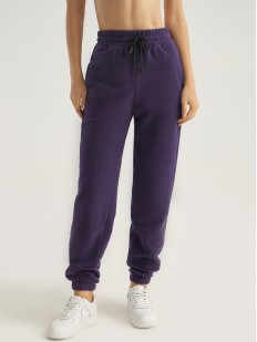 Женские фиолетовые свободные спортивные штаны на резинке 