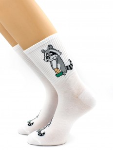 Хлопковые носки с енотом полоскуном и высокой спортивной резинкой