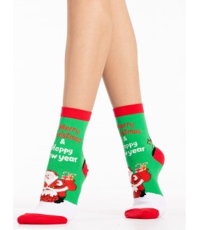 Зеленые новогодние женские носки с поздравлениями и Дед Морозом