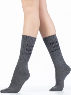 Высокие женские хлопковые носки в сером цвете