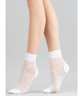 Капроновые женские носки с оригинальным цветочным узором